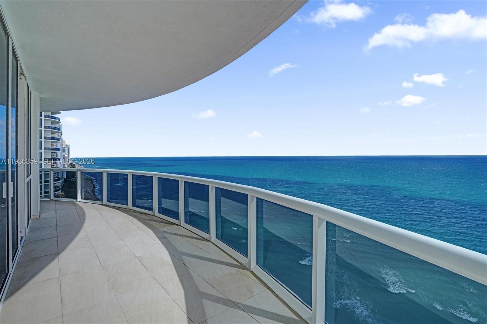 TDR TOWER III CONDO - Residential