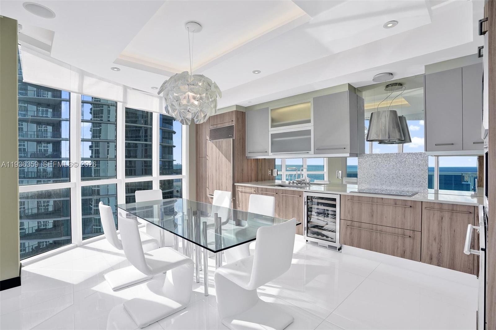 TDR TOWER III CONDO - Residential