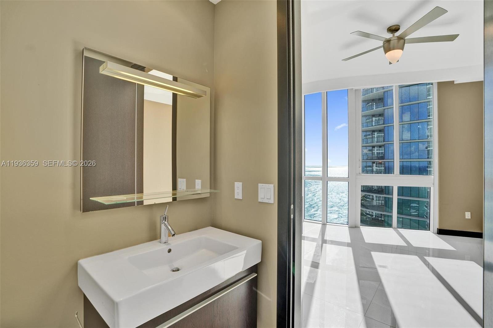 TDR TOWER III CONDO - Residential