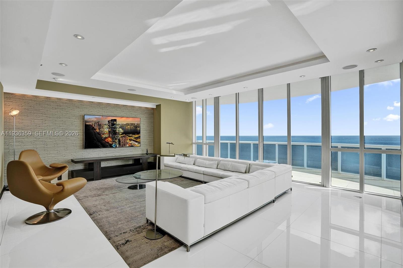 TDR TOWER III CONDO - Residential