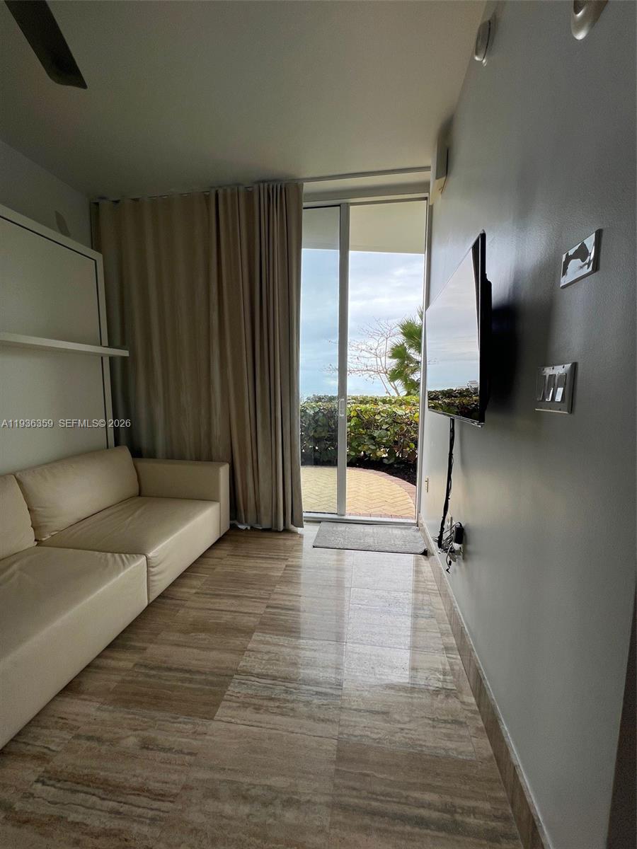 TDR TOWER III CONDO - Residential