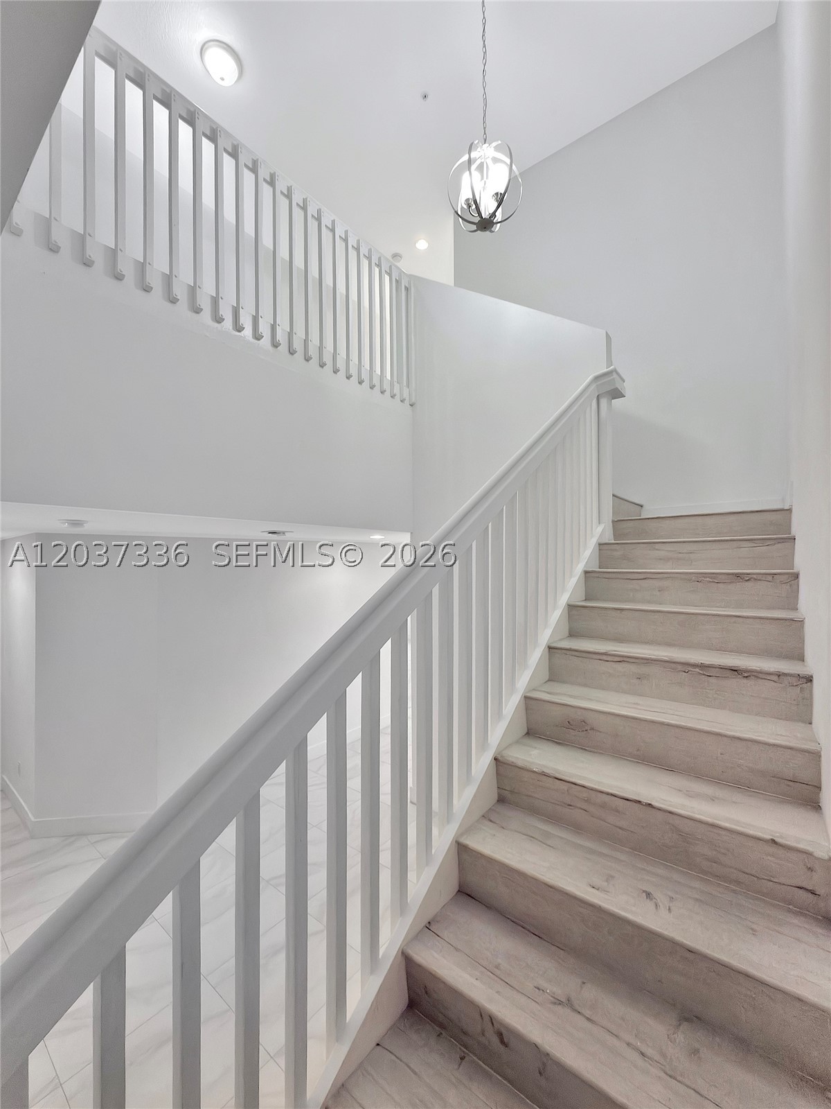 COLONNADE AT DADELAND SE - Residential