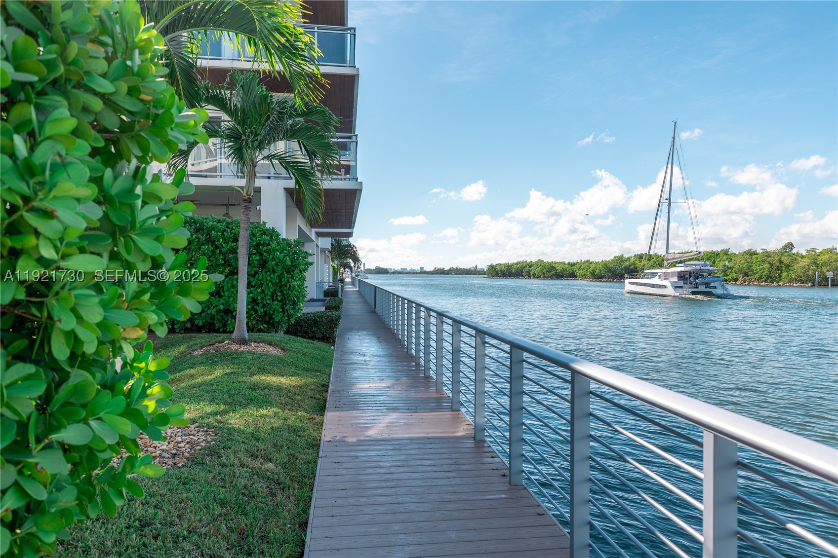 SEASIDE VILLAGE WEST COND - Residential