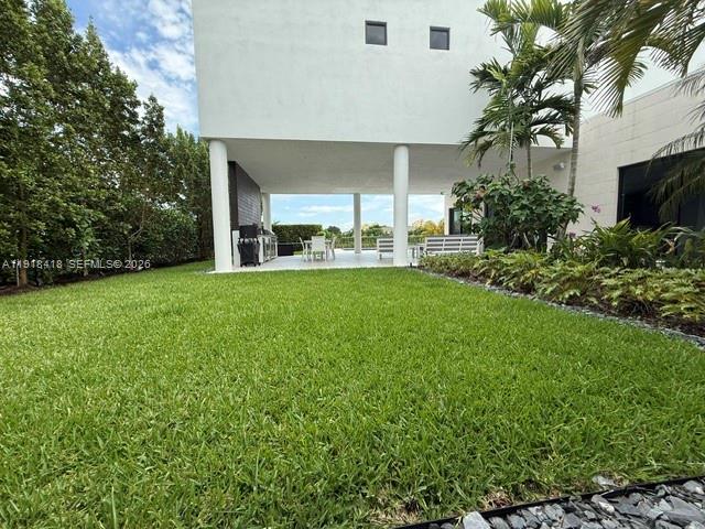 WESTON ESTATES - Residential