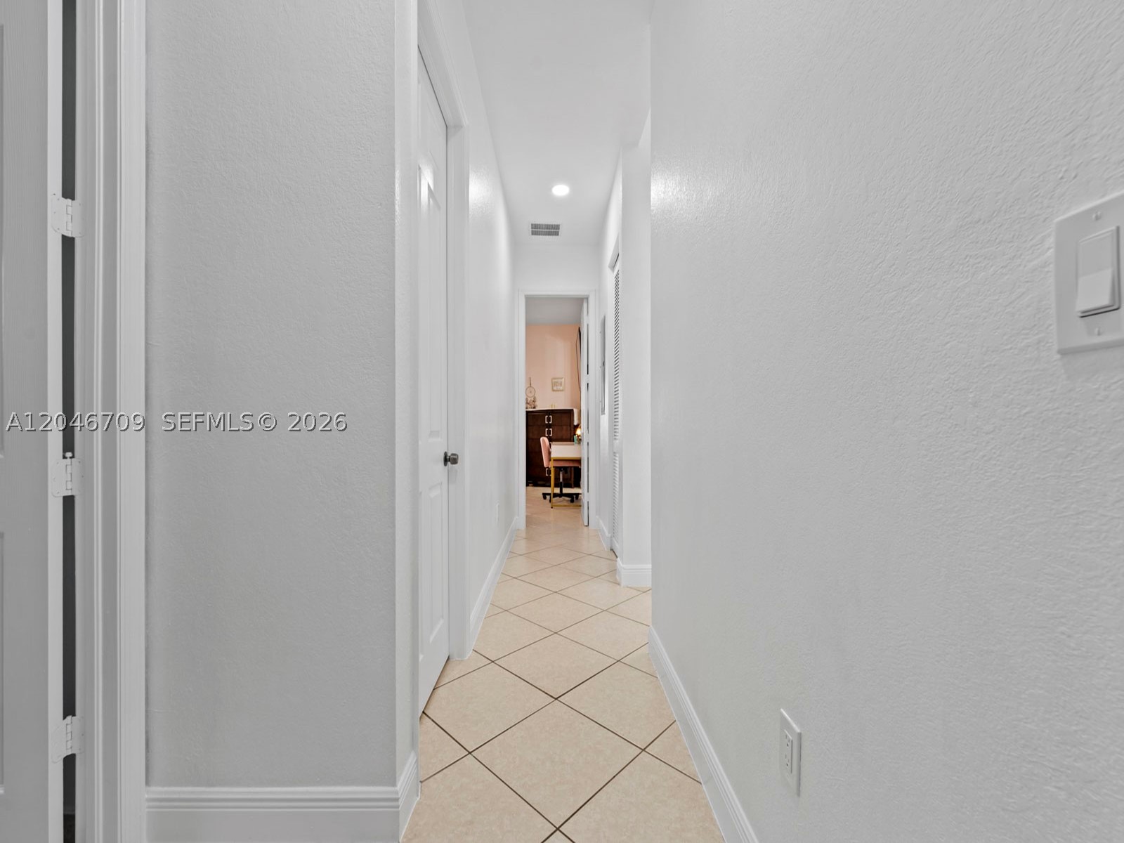 ESTATE MANSIONS - Residential