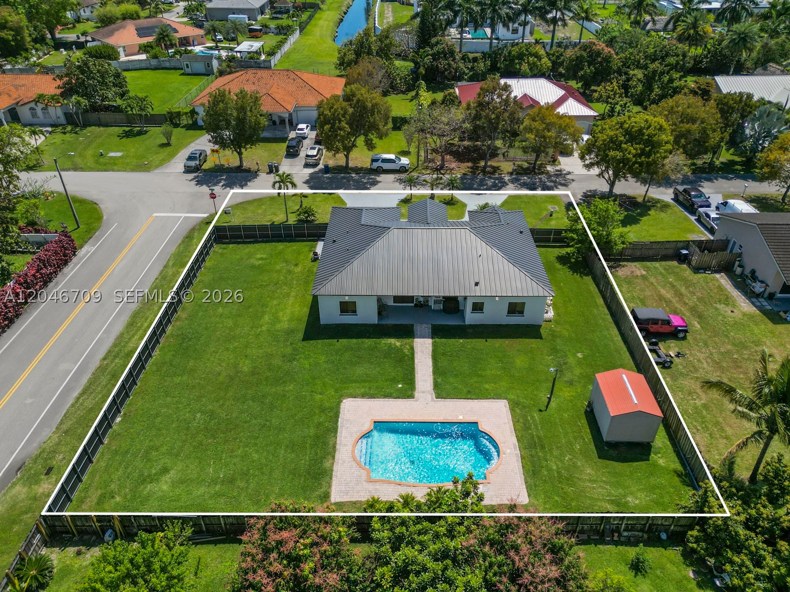 ESTATE MANSIONS - Residential
