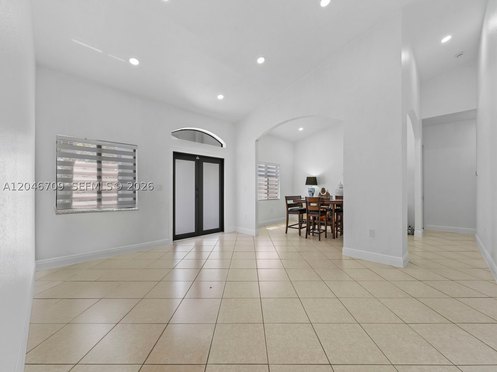 ESTATE MANSIONS - Residential