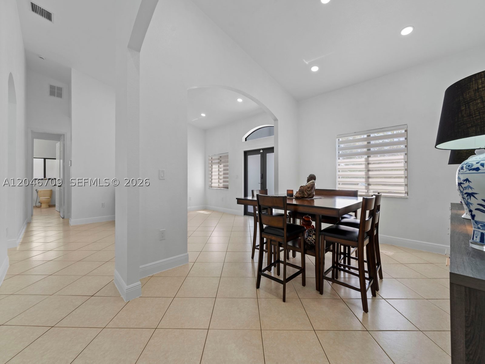 ESTATE MANSIONS - Residential