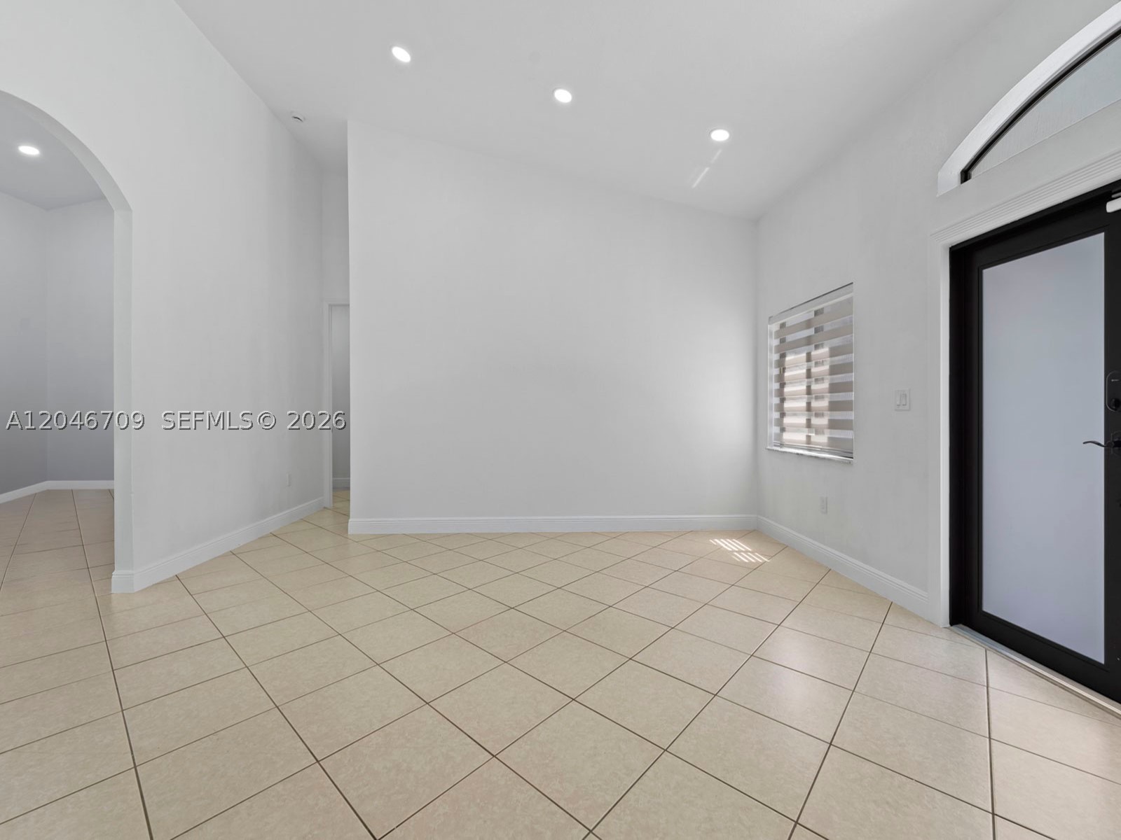ESTATE MANSIONS - Residential