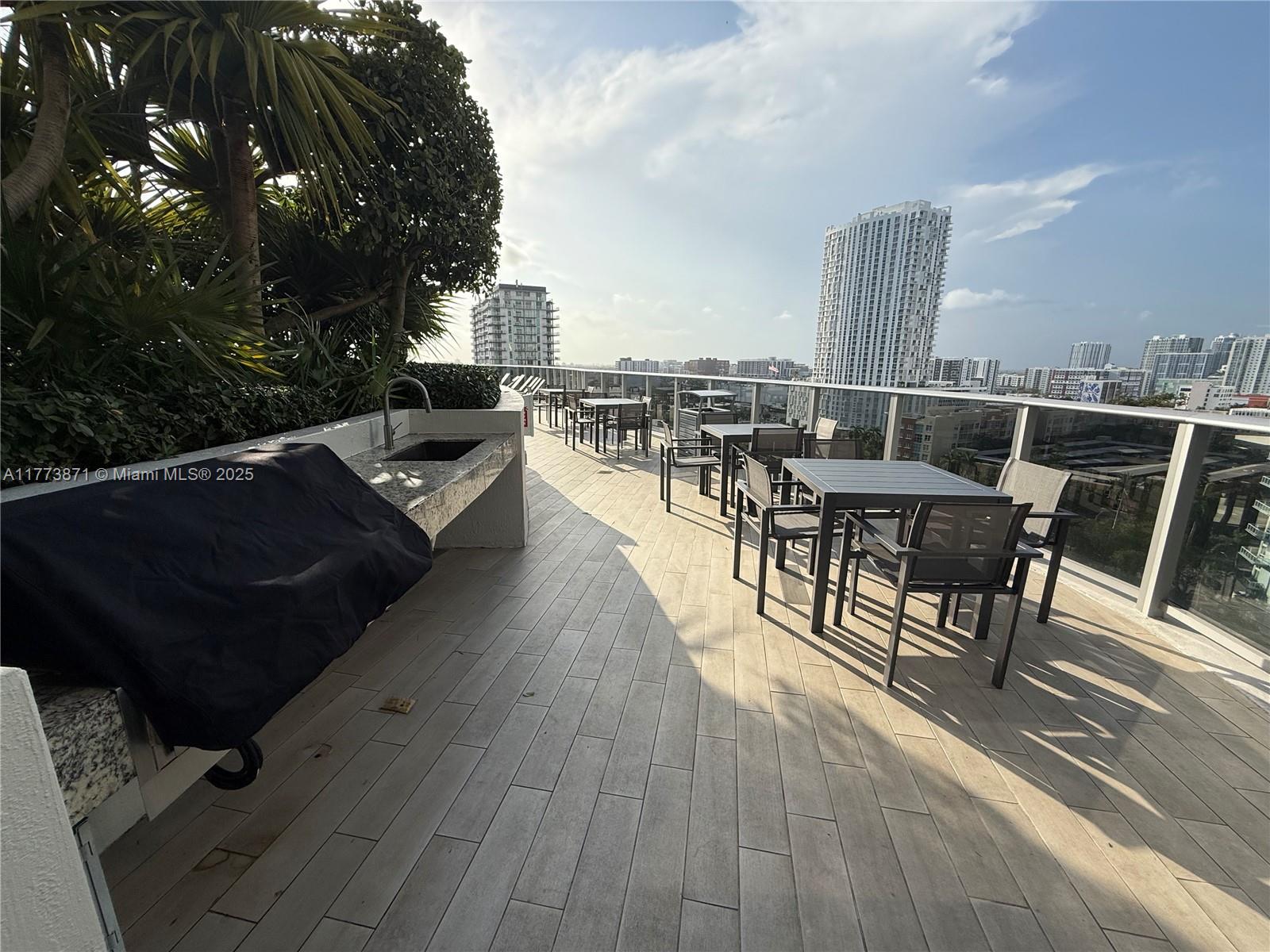 ARIA ON THE BAY CONDO - Residential Lease