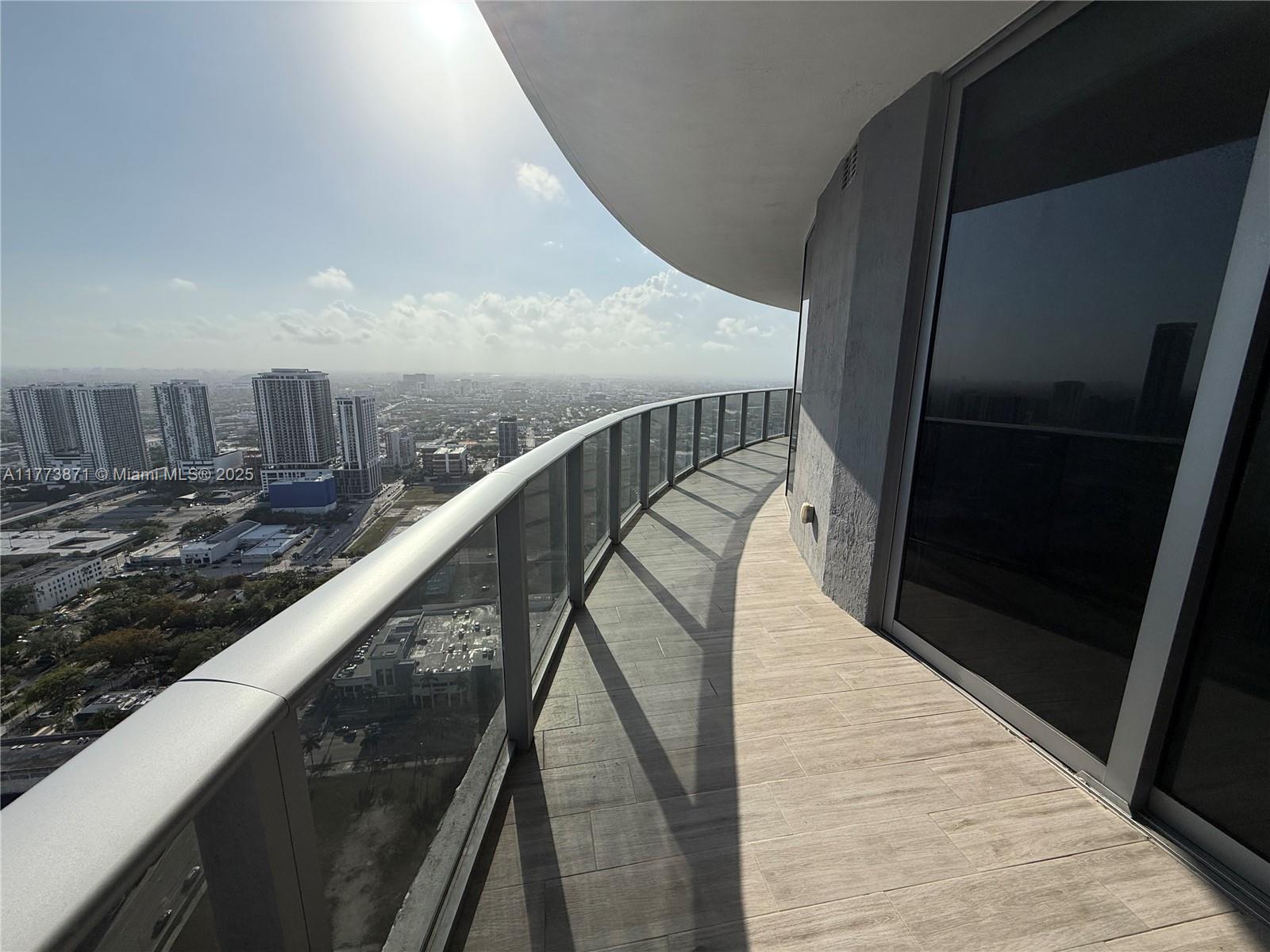 ARIA ON THE BAY CONDO - Residential Lease