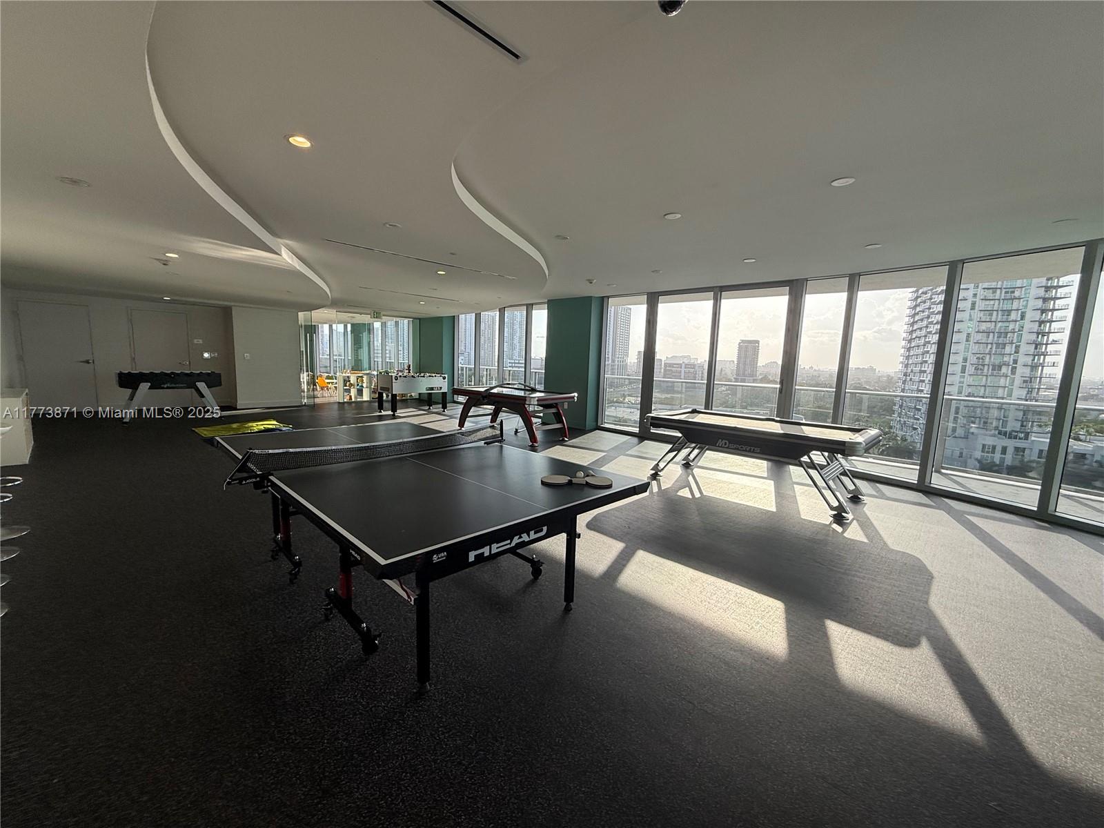 ARIA ON THE BAY CONDO - Residential Lease