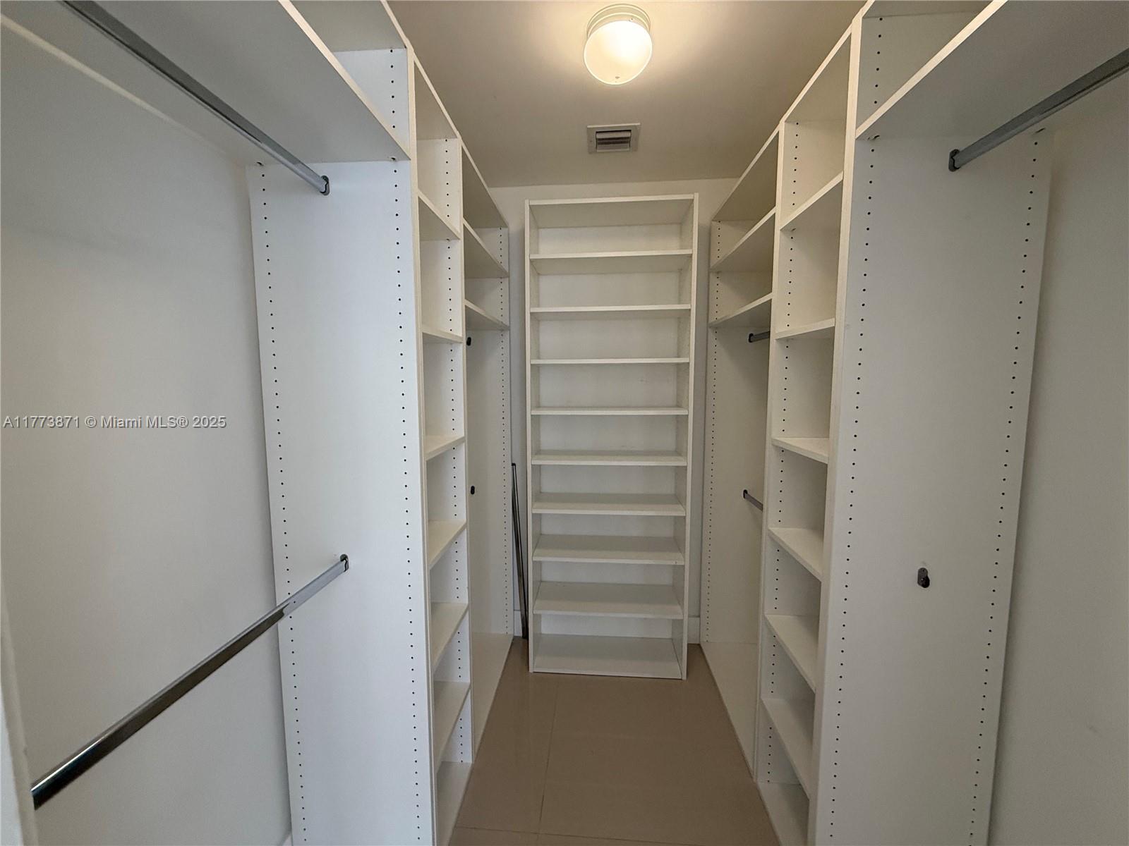 ARIA ON THE BAY CONDO - Residential Lease