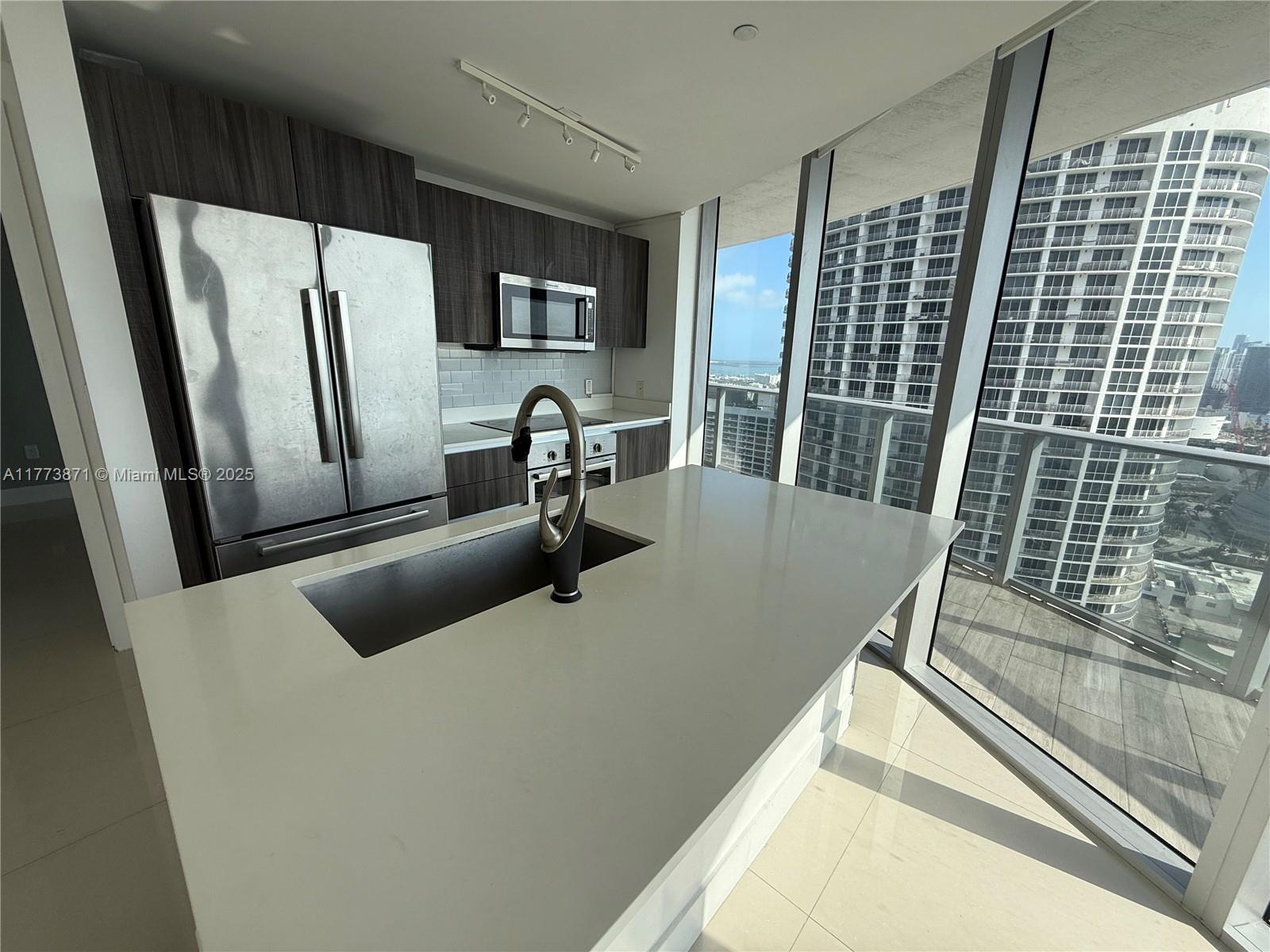 ARIA ON THE BAY CONDO - Residential Lease