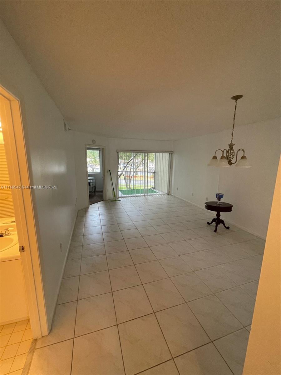 WELDON G CONDO - Residential