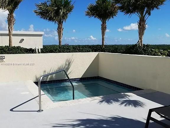 DOWNTOWN DADELAND CONDO N - Residential Lease