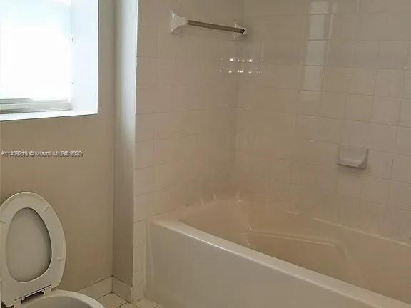DOWNTOWN DADELAND CONDO N - Residential Lease
