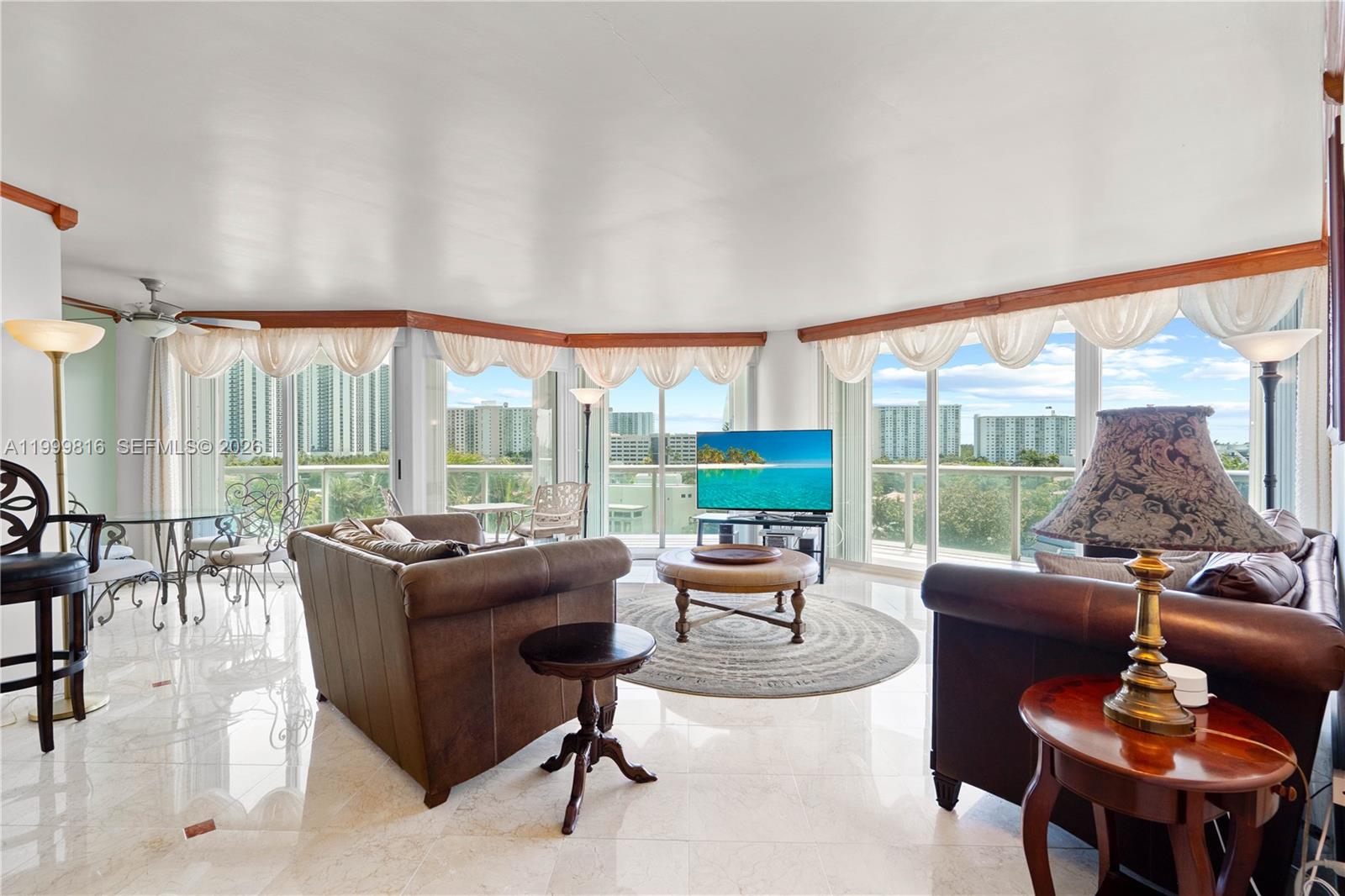 OCEANIA V CONDO - Residential