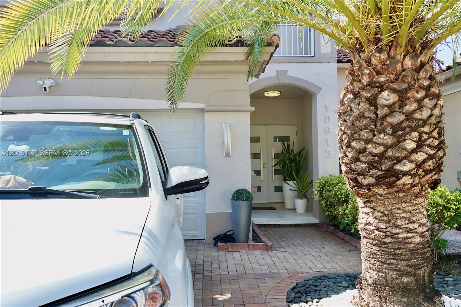 DORAL ISLES CARIBBEAN - Residential