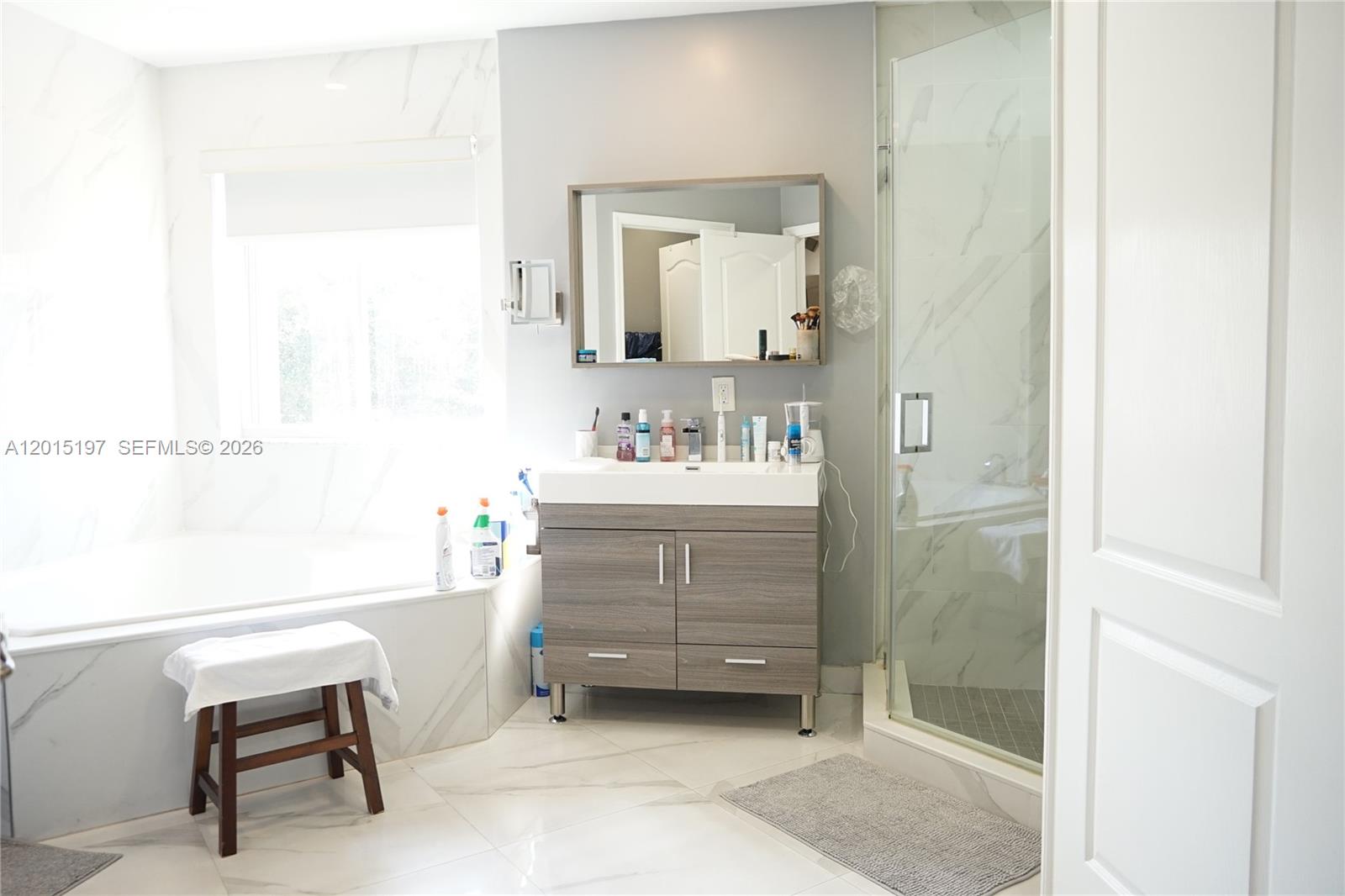 DORAL ISLES CARIBBEAN - Residential
