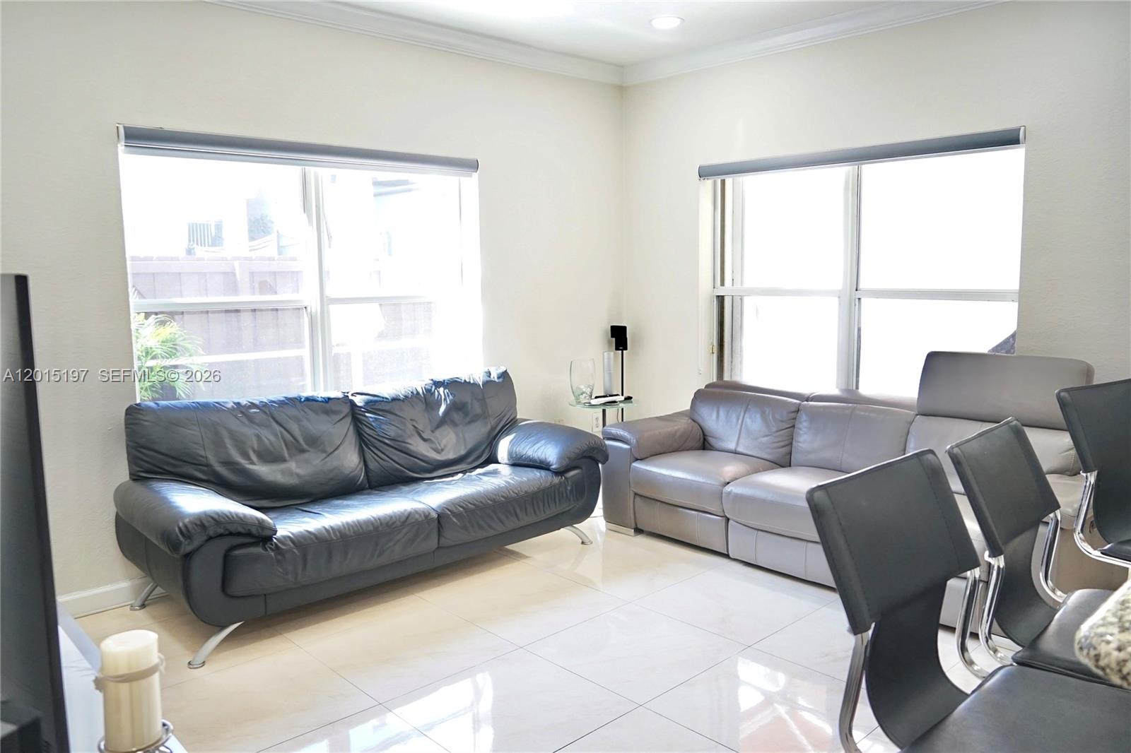 DORAL ISLES CARIBBEAN - Residential