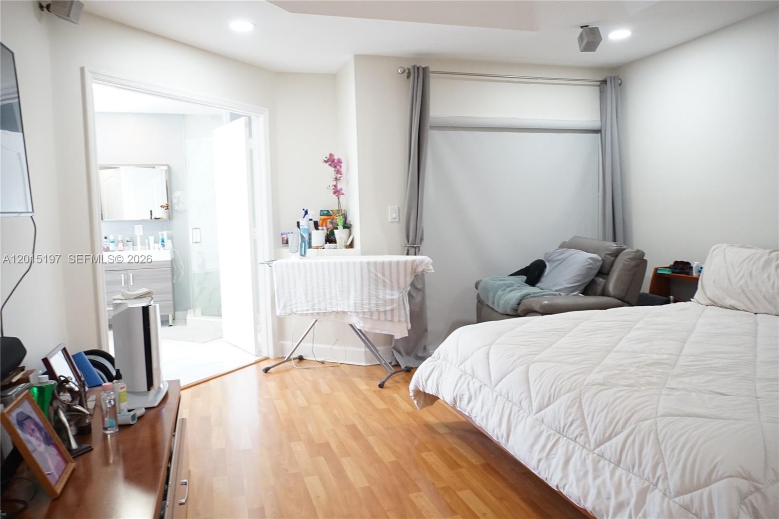 DORAL ISLES CARIBBEAN - Residential
