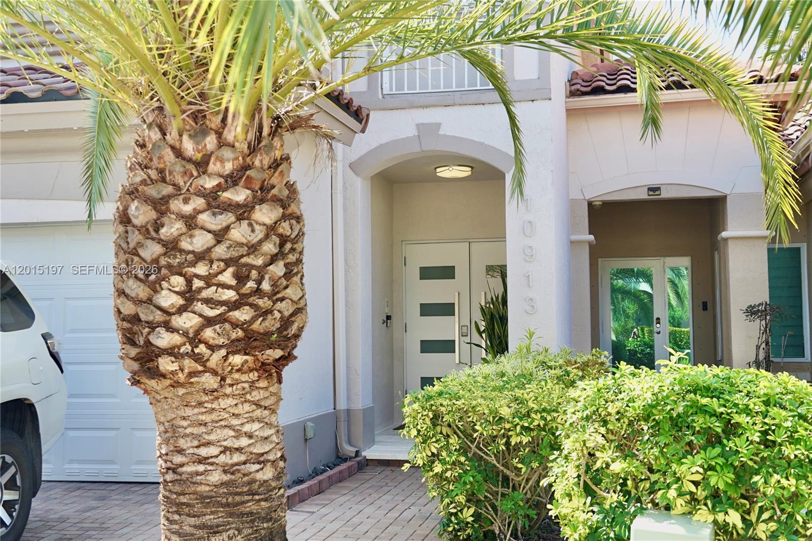 DORAL ISLES CARIBBEAN - Residential