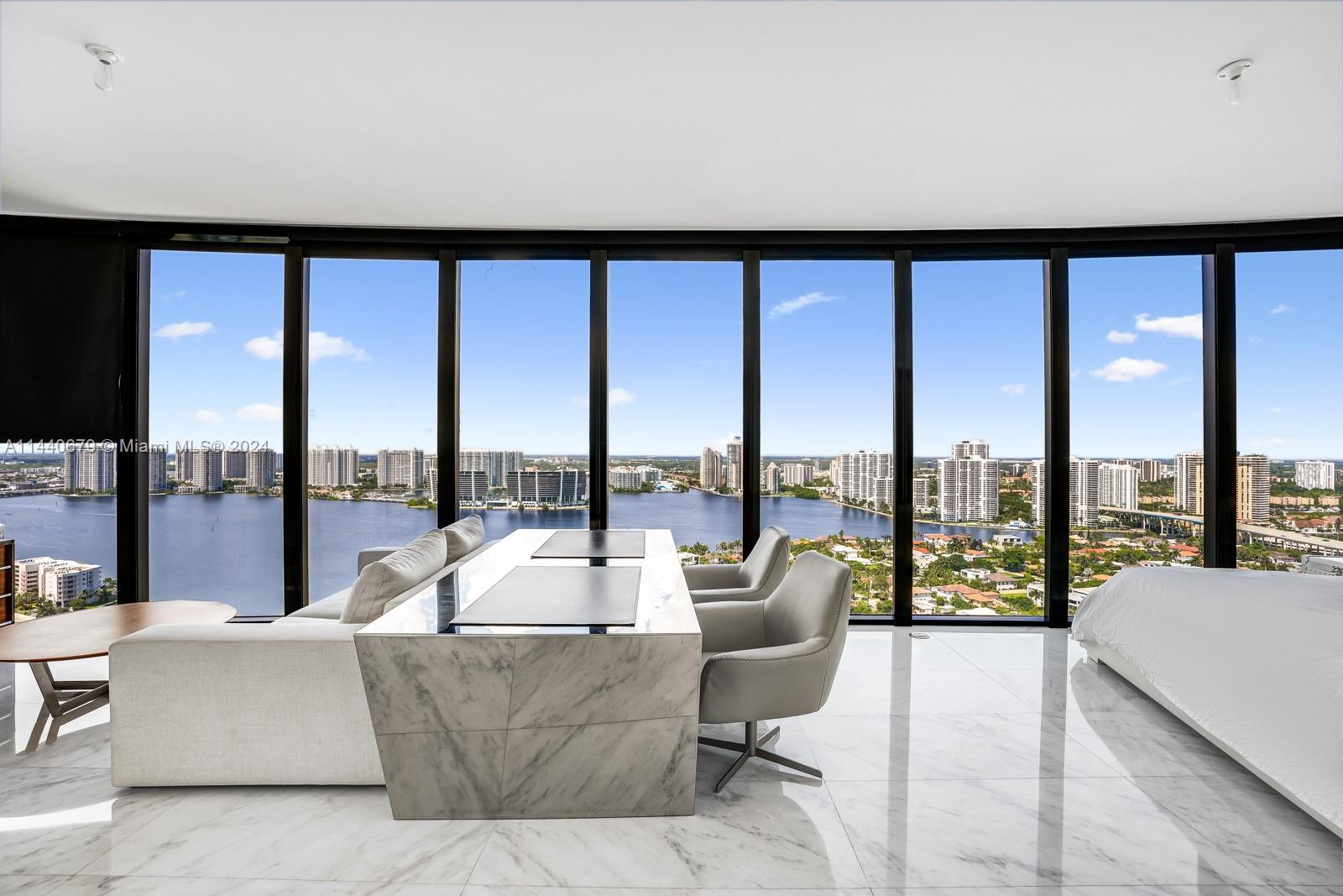 18555 COLLINS AVENUE COND - Residential