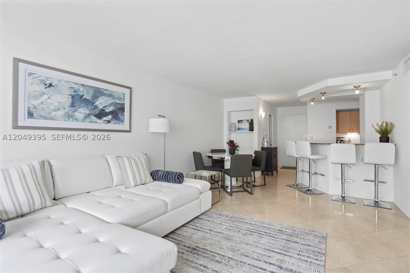 THE COLLINS CONDO - Residential Lease