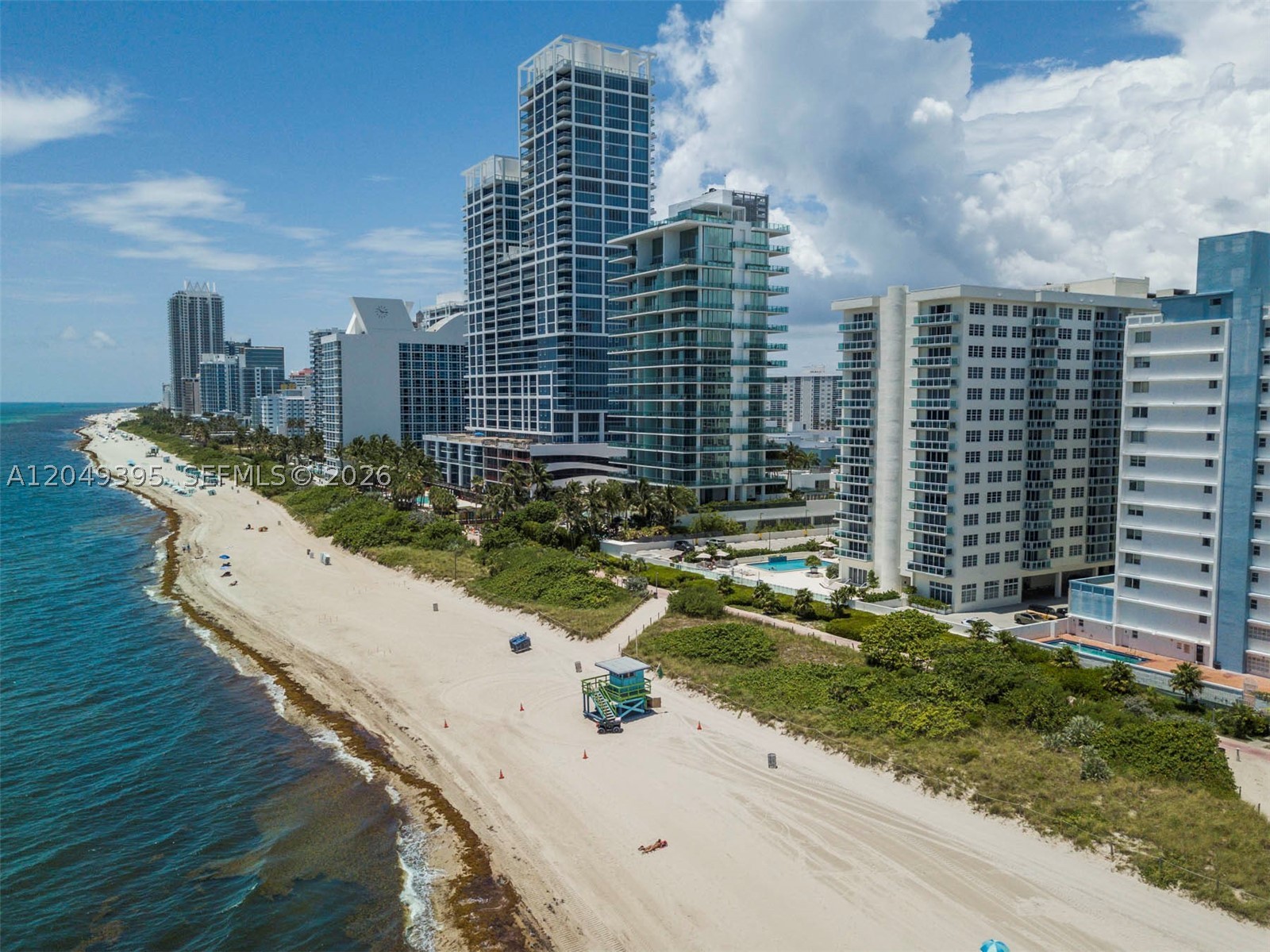 THE COLLINS CONDO - Residential Lease