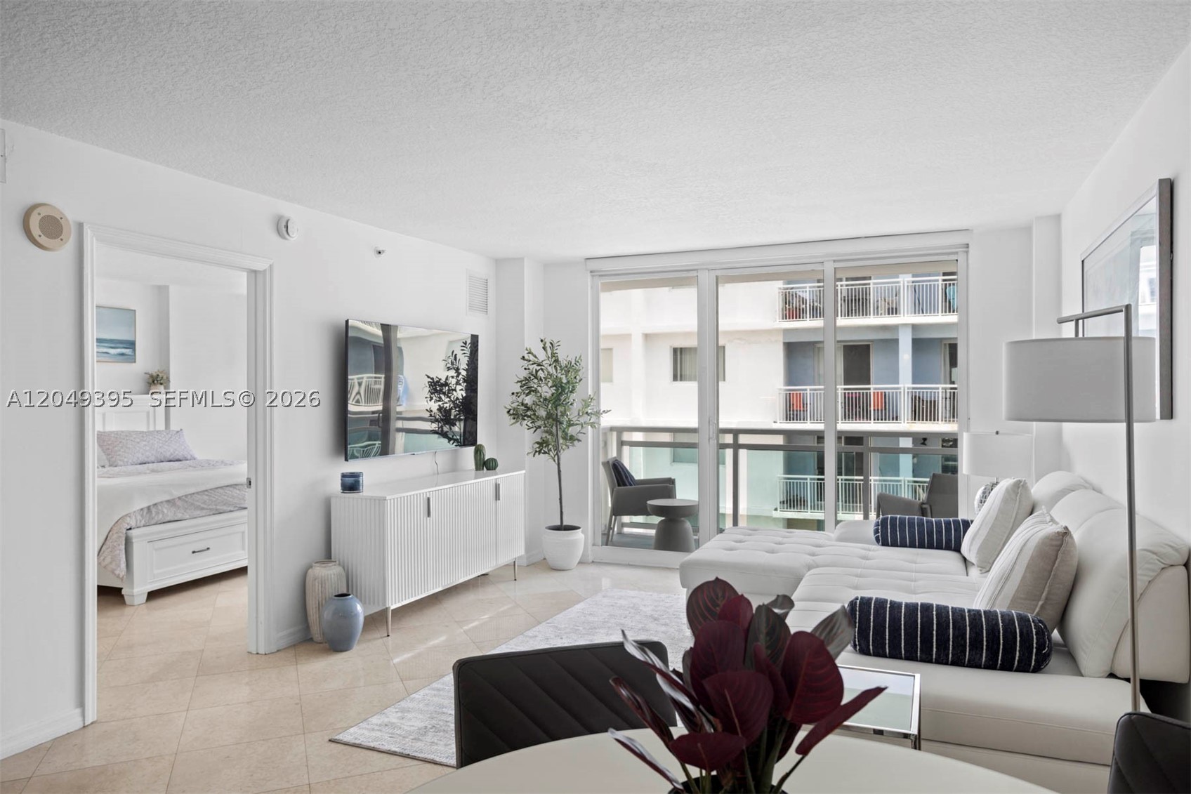 THE COLLINS CONDO - Residential Lease