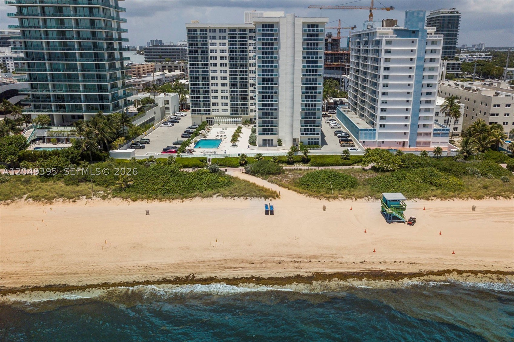 THE COLLINS CONDO - Residential Lease