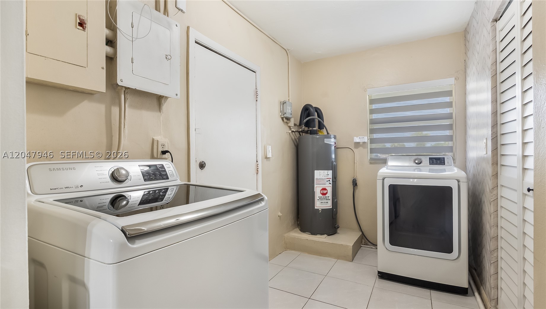 CAROL CITY GARDENS - Residential