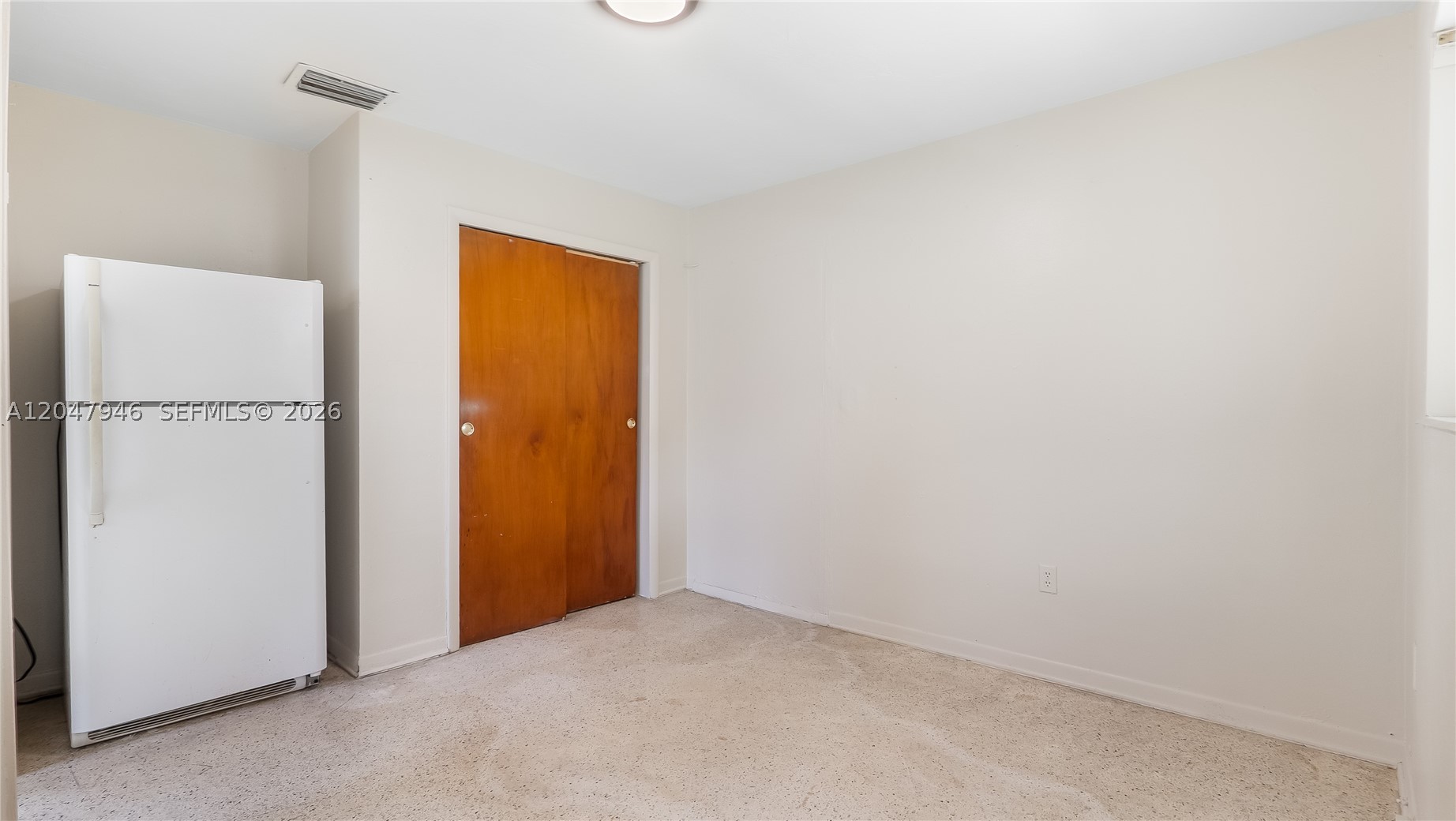 CAROL CITY GARDENS - Residential