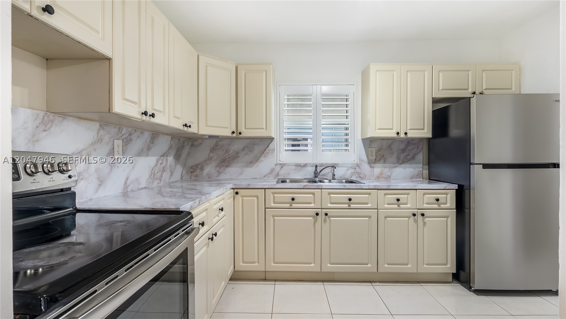 CAROL CITY GARDENS - Residential