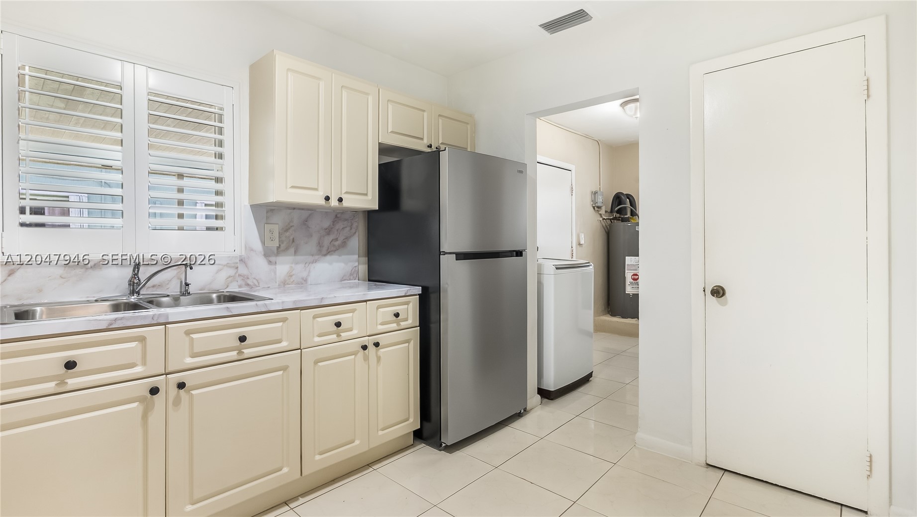 CAROL CITY GARDENS - Residential