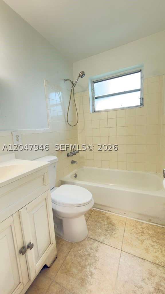 CAROL CITY GARDENS - Residential