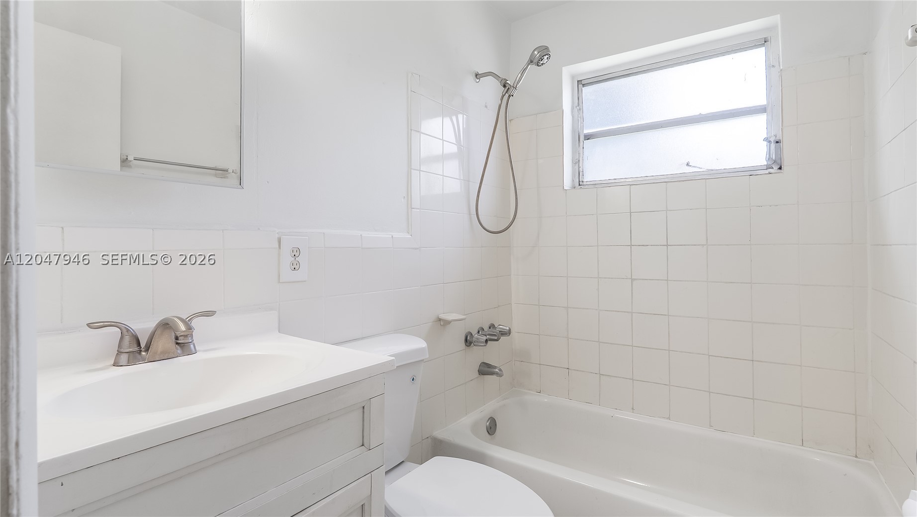 CAROL CITY GARDENS - Residential