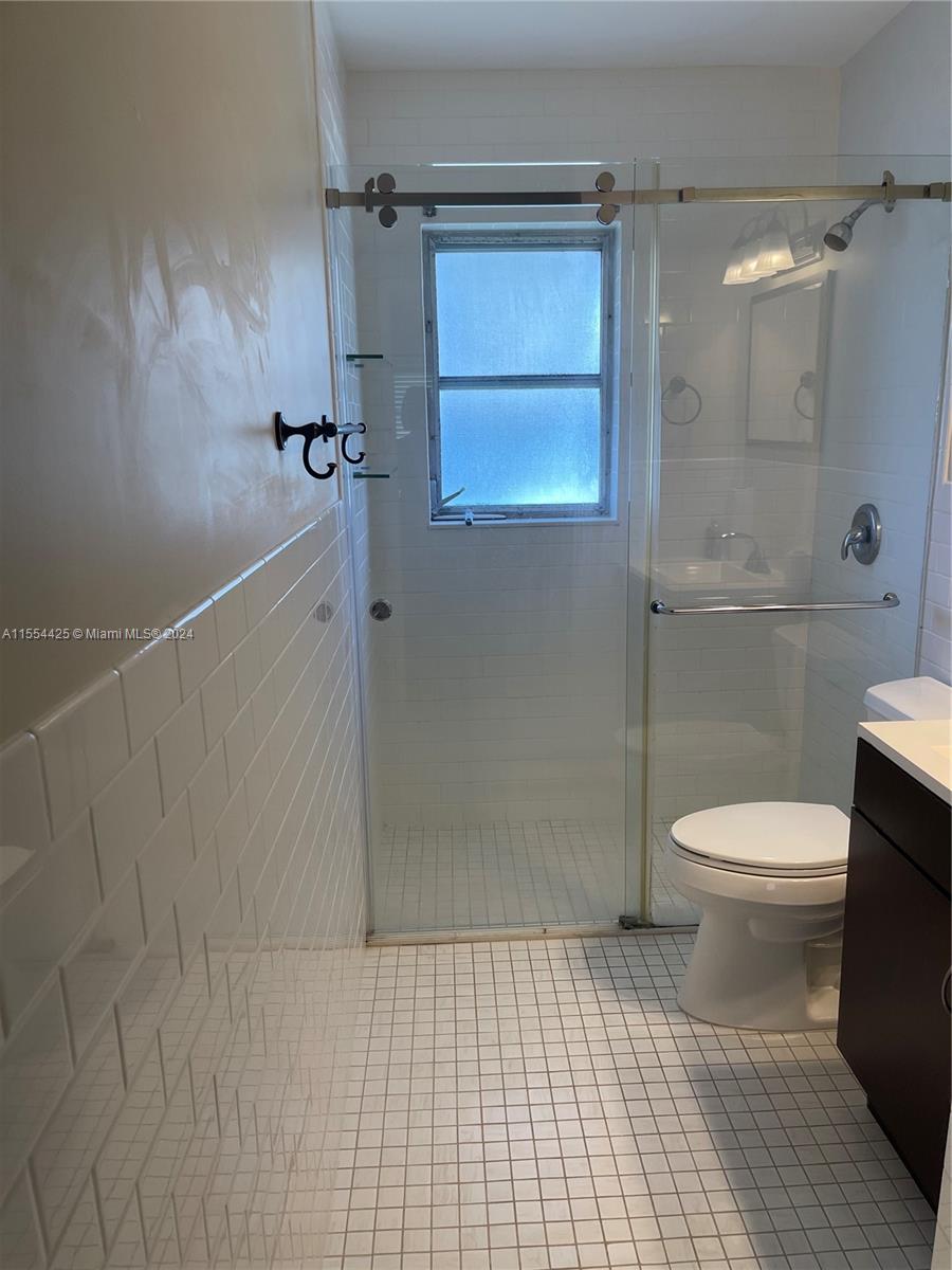 MERIDIAN CONDO 7 - Residential Lease