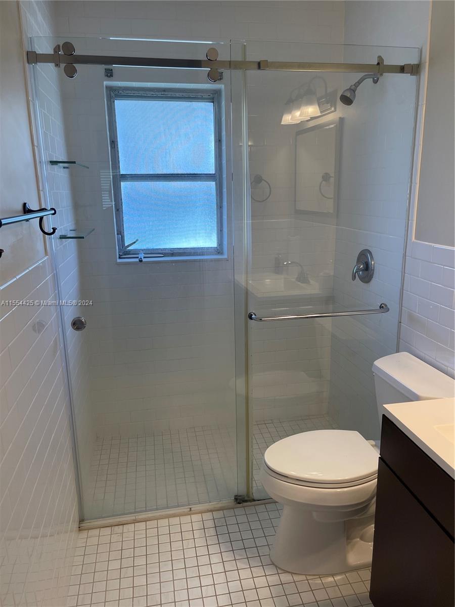 MERIDIAN CONDO 7 - Residential Lease