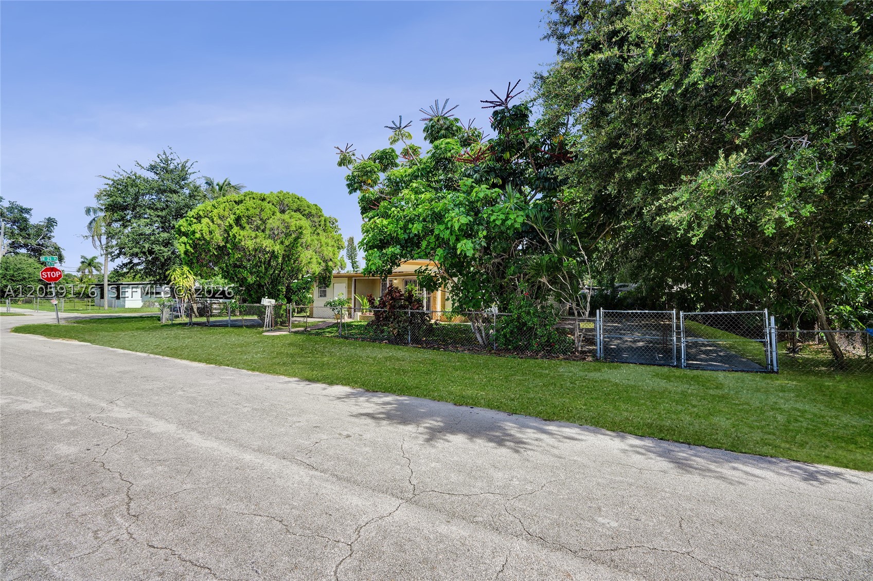 NICHOLS GOLF ESTATES - Residential