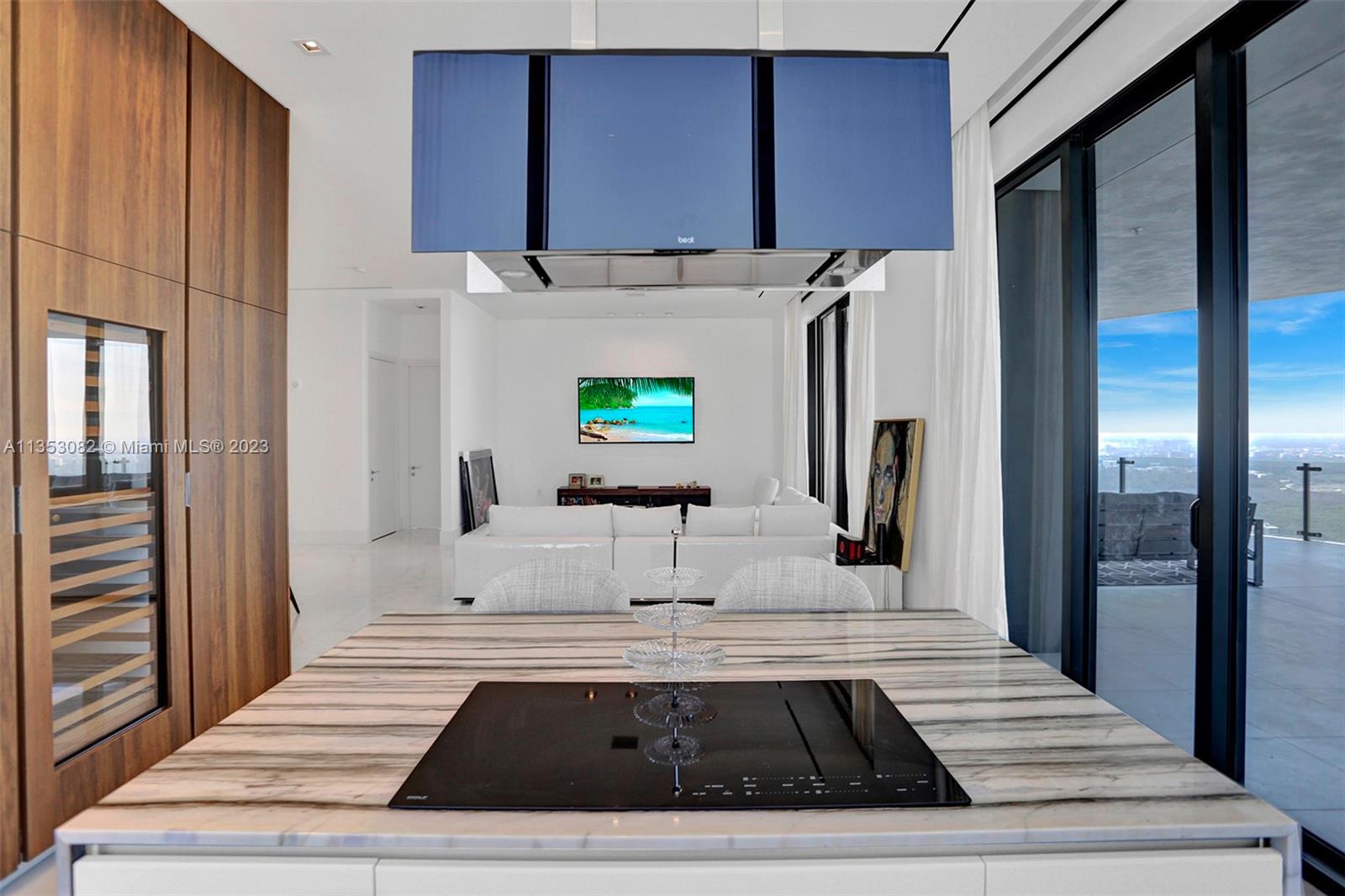 MUSE CONDO - Residential