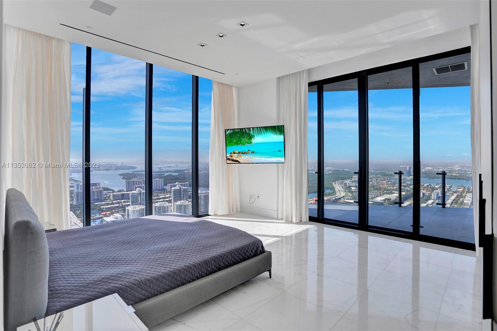 MUSE CONDO - Residential