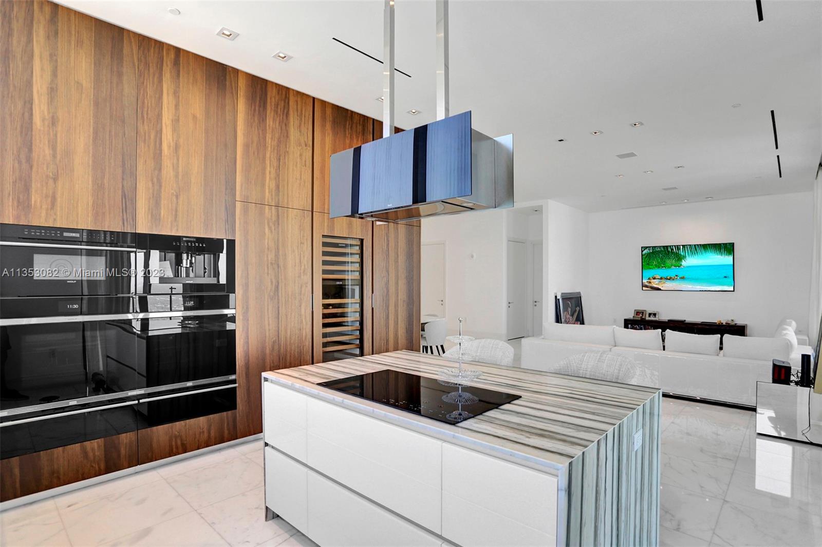 MUSE CONDO - Residential
