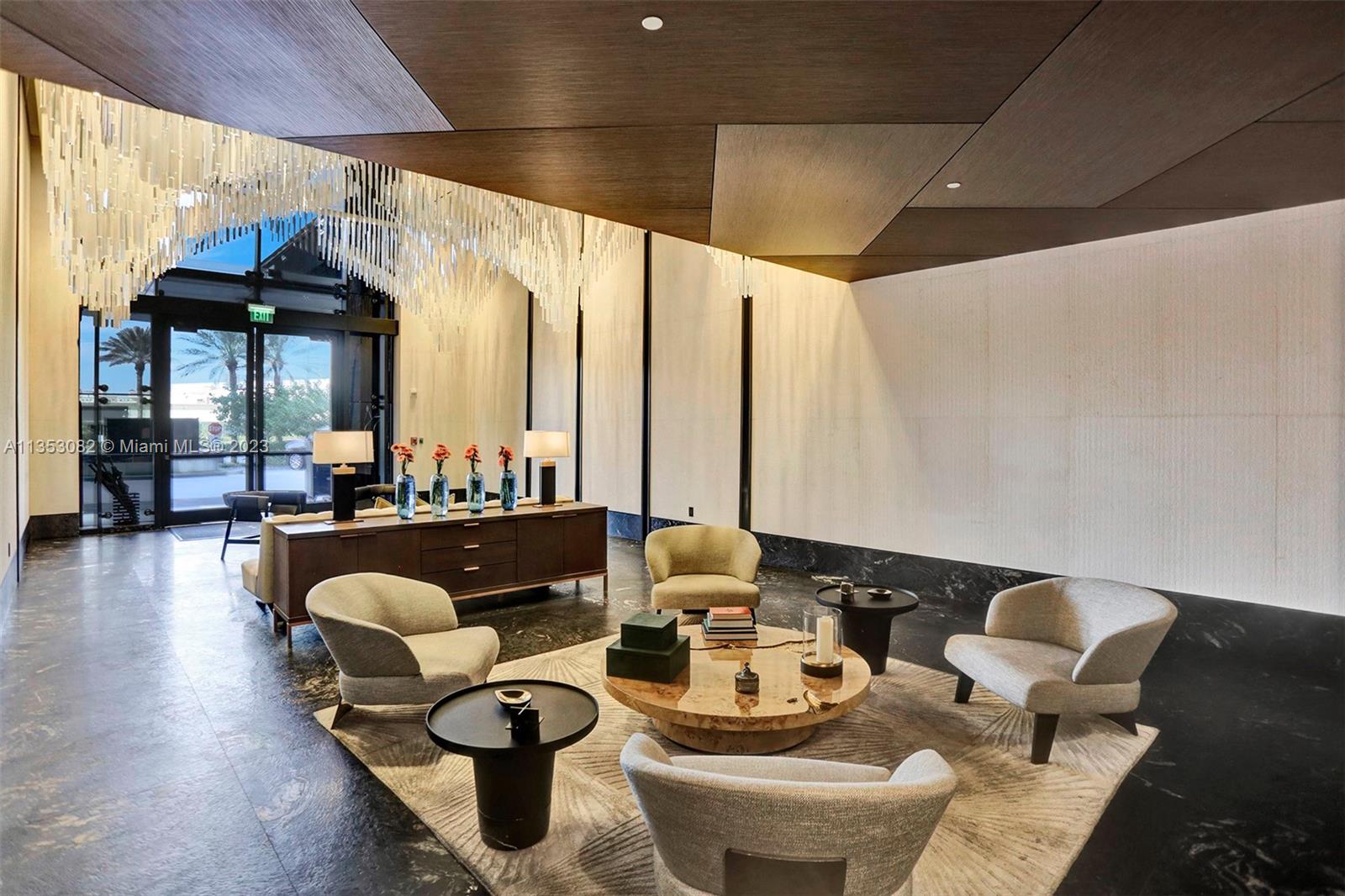 MUSE CONDO - Residential
