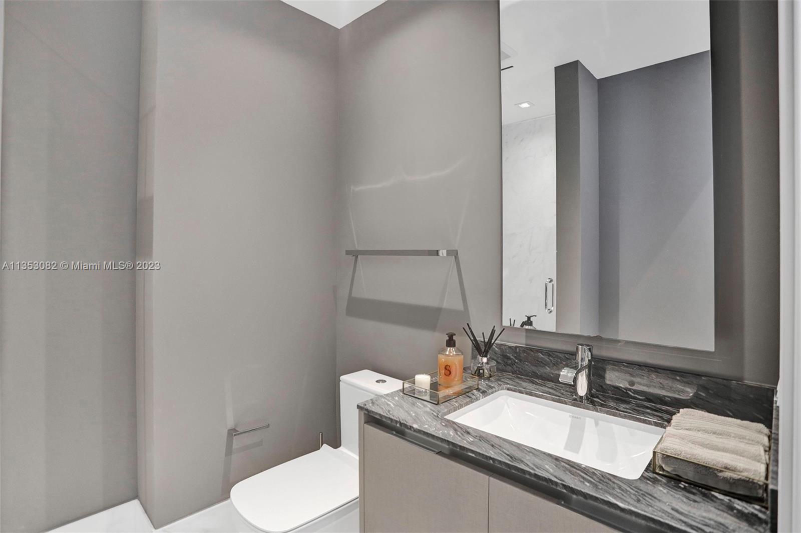 MUSE CONDO - Residential