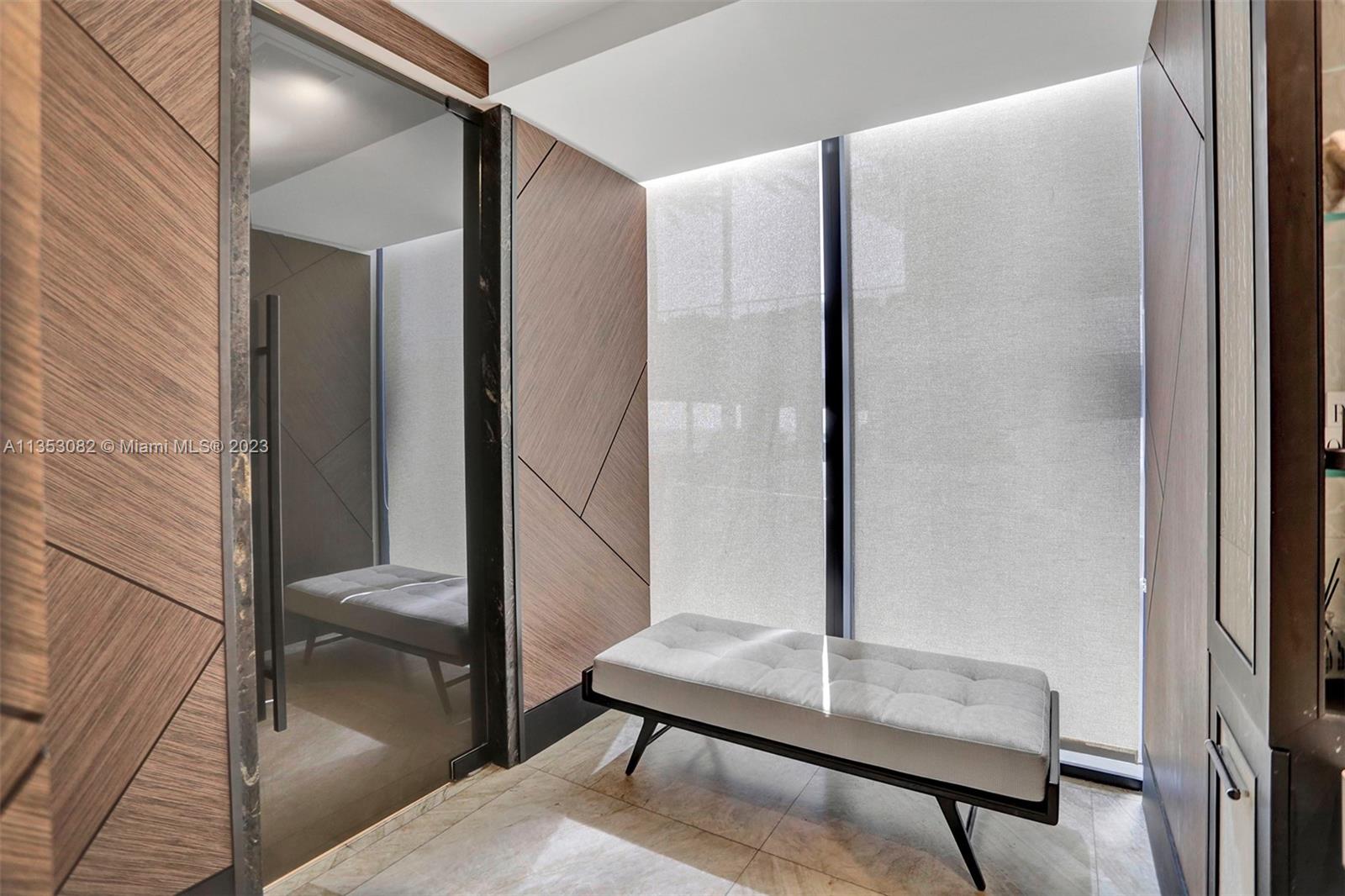 MUSE CONDO - Residential