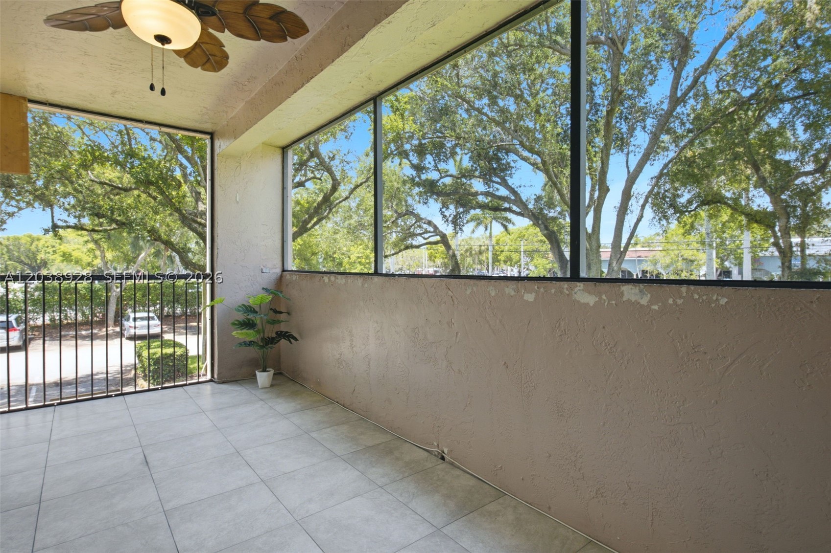 ROYAL PALM AT PLANTATION - Residential