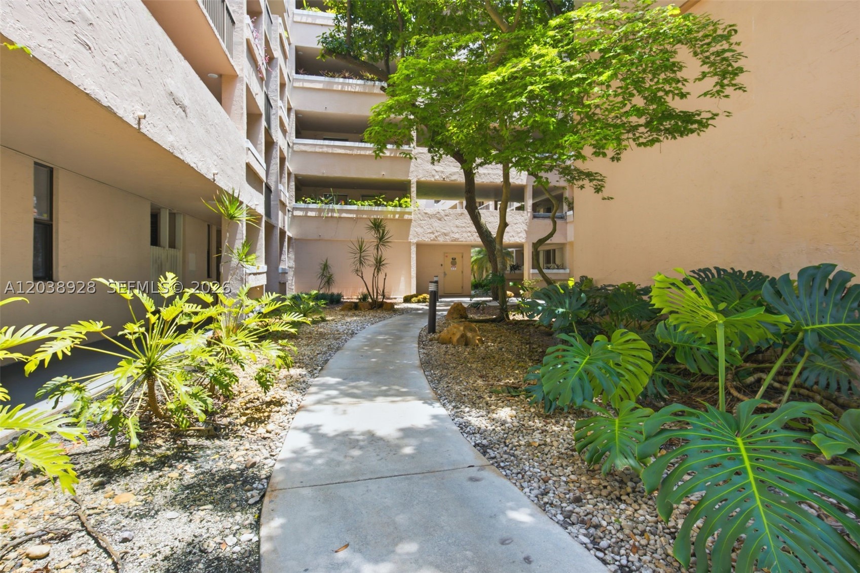 ROYAL PALM AT PLANTATION - Residential