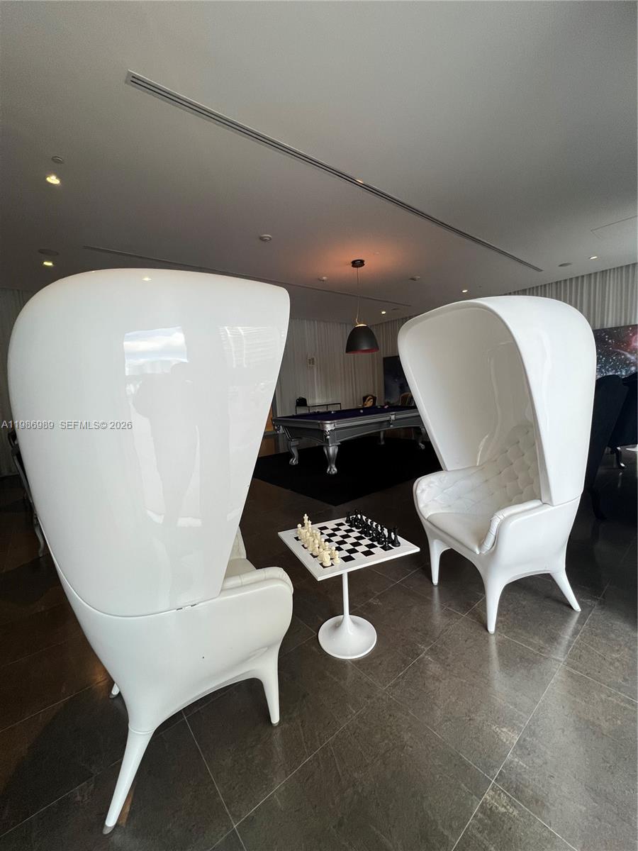 ICON - Residential